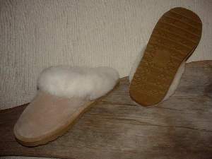 Women's Sheepskin Scuffs